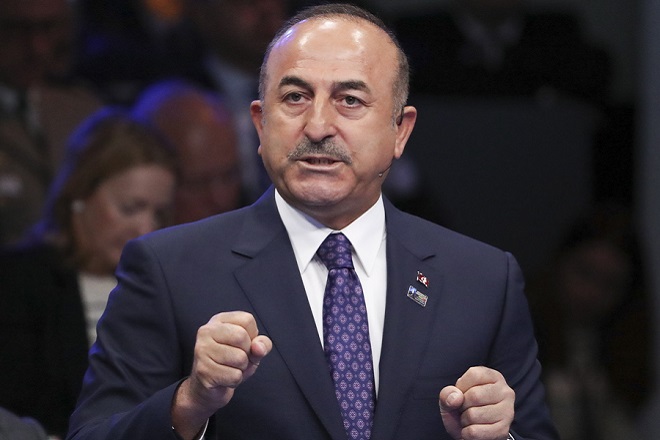 Νέα πρόκληση Τσαβούσουγλου: Αποστρατιωτικοποιήστε τώρα τα νησιά, αλλιώς…