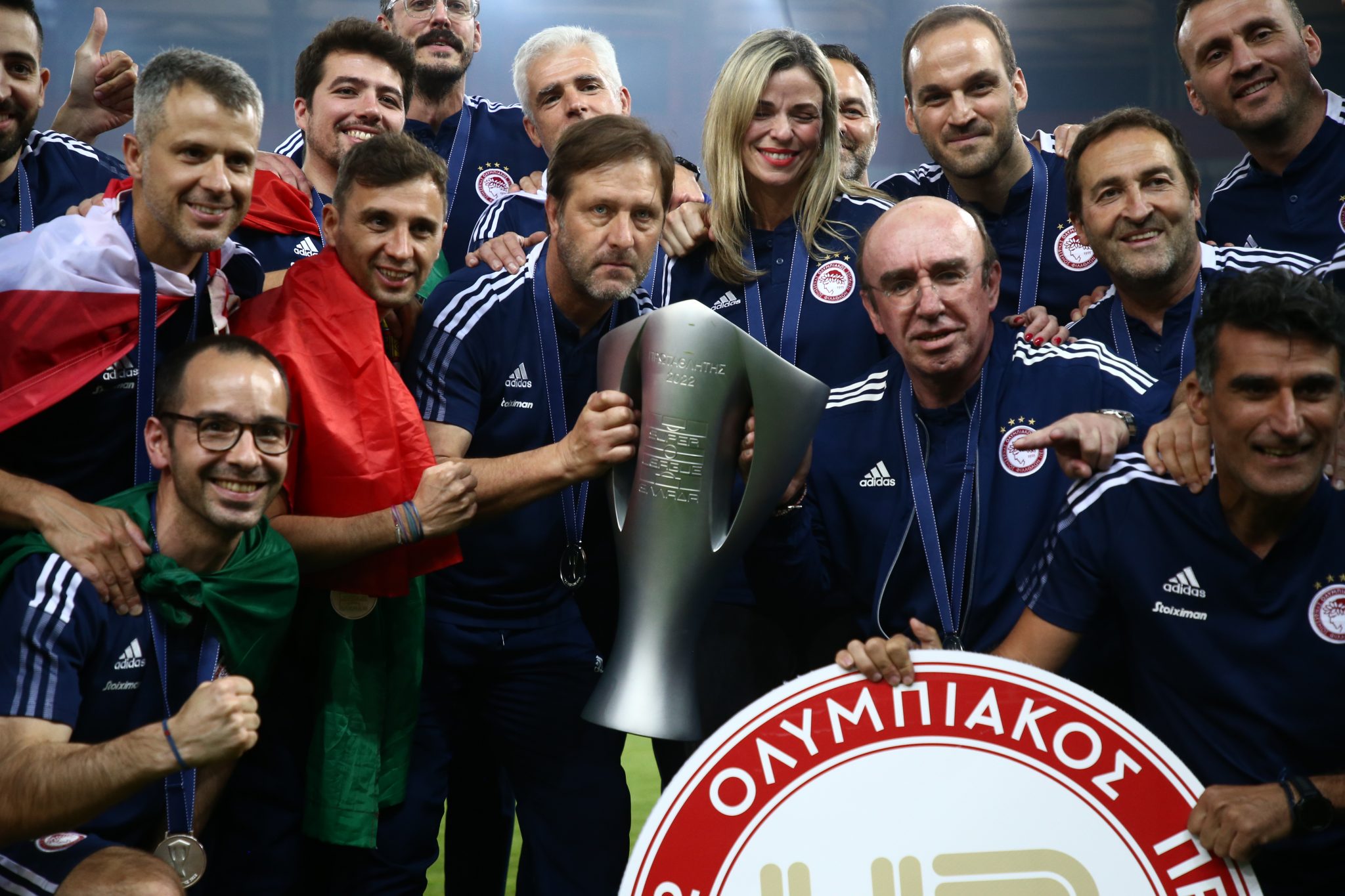 Αποθέωσε τους οπαδούς του Ολυμπιακού ο Μαρτίνς: «Οι καλύτεροι στην Ελλάδα»