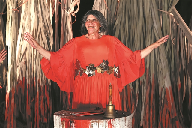 «Η ζωή υπερέχει της τέχνης»