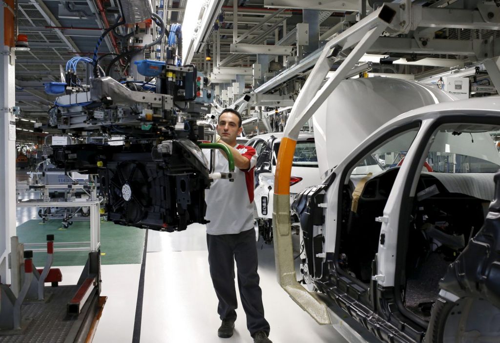 Κλιματική αλλαγή: Η στροφή των αυτοκινητοβιομηχανιών στα ακριβότερα μοντέλα απειλεί των πλανήτη