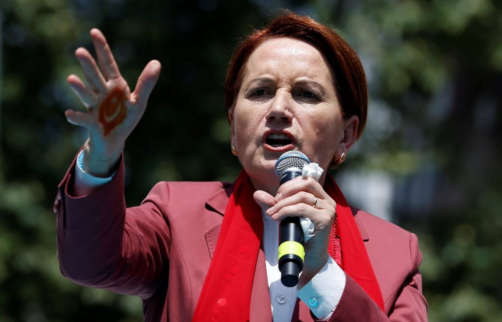 Επίθεση Ακσενέρ σε Ερντογάν: Τσούλες δεν μας είπαν ούτε οι Έλληνες