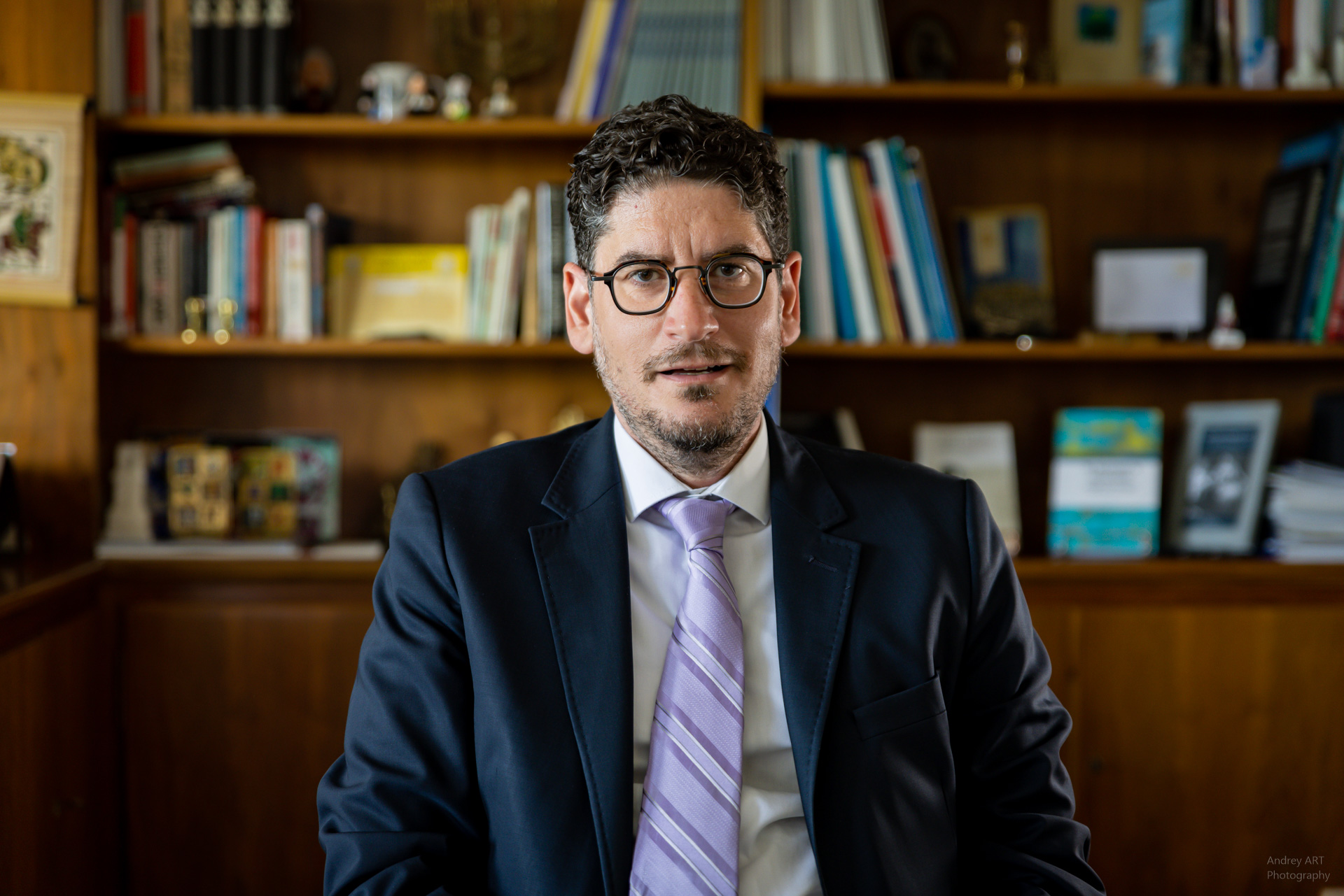 Leon Saltiel: Glimmers of hope in battling Geek anti-Semitism - Ειδήσεις - νέα - Vimarsana News