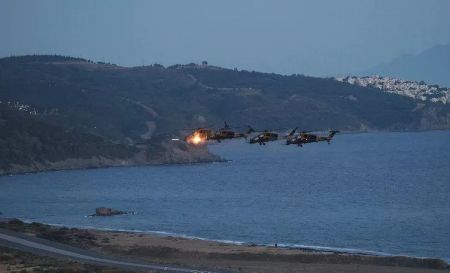 Ελληνοτουρκικά: Ελικόπτερα και πραγματικά πυρά από κορβέτες στην άσκηση «EFES 2022»