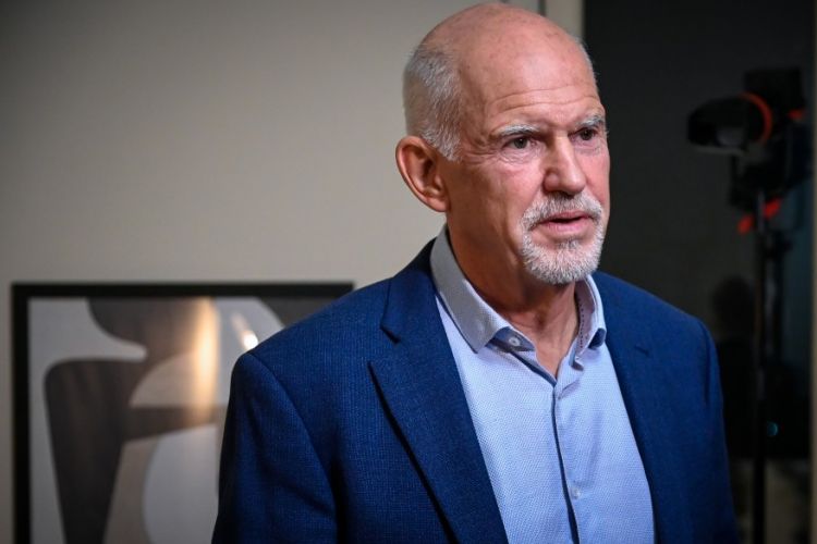 Γιώργος Παπανδρέου: Πήρε εξιτήριο μετά την τοποθέτηση βηματοδότη