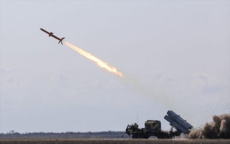Ουκρανία: Με πυραύλους κρουζ οι Ρώσοι κατέστρεψαν μεγάλη αποθήκη με αμερικανικά και ευρωπαϊκά όπλα