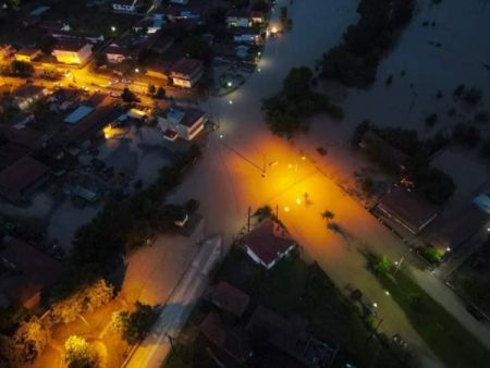 Κακοκαιρία «GENESIS»: Μεγάλες καταστροφές στην Ορεστιάδα – Πλημμύρισαν σπίτια, δρόμοι «κόπηκαν» στα δύο