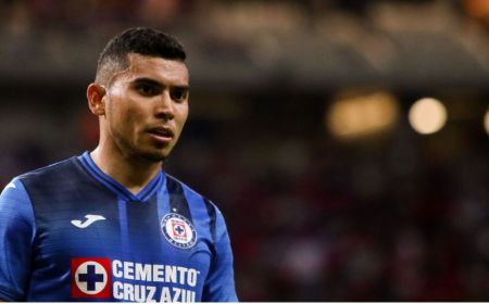 ΑΕΚ: Παραμένει ψηλά στη λίστα ο Πινέδα, «βλέπει» και αλλού ο Αλμέιδα