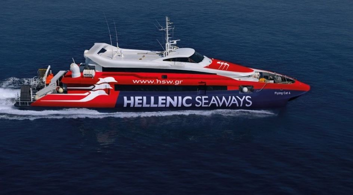 Μηχανική βλάβη στο «Flying Cat 4» με προορισμό τον Πόρο