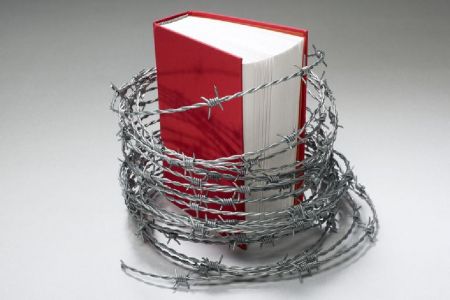 ΗΠΑ: Πάνω από 1500 βιβλία έχουν απαγορευθεί σε έναν χρόνο