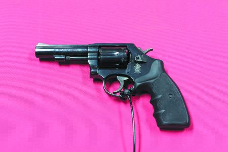 Αναξιοπρεπής και φοβισμένος