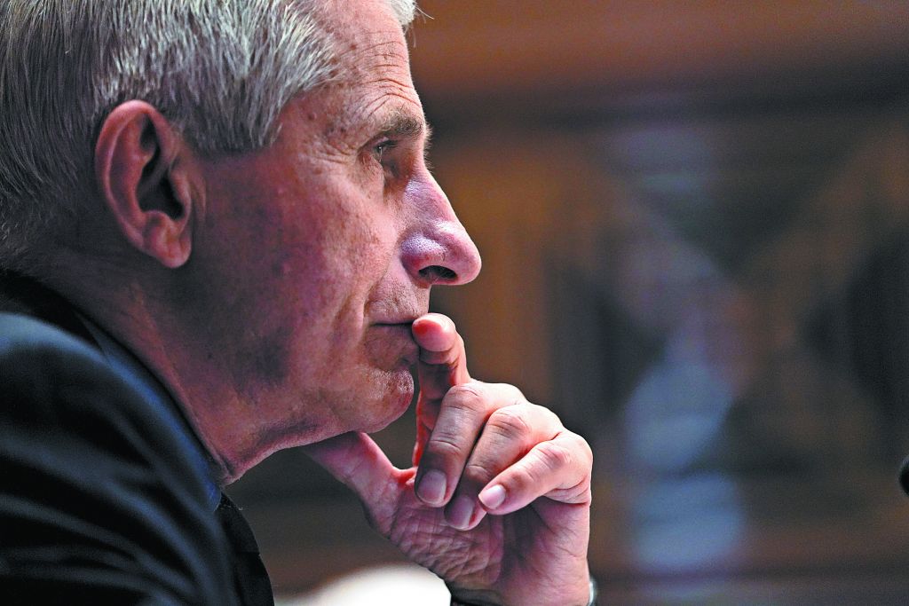 Αντονι Φάουτσι στο ΒΗΜΑ: Με τον SARS-CoV-2 πρέπει να περιμένουμε το αναπάντεχο