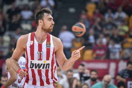 Επιμένουν στην Ιταλία: Μια ανάσα από τον Ολυμπιακό ο Μιλουτίνοφ