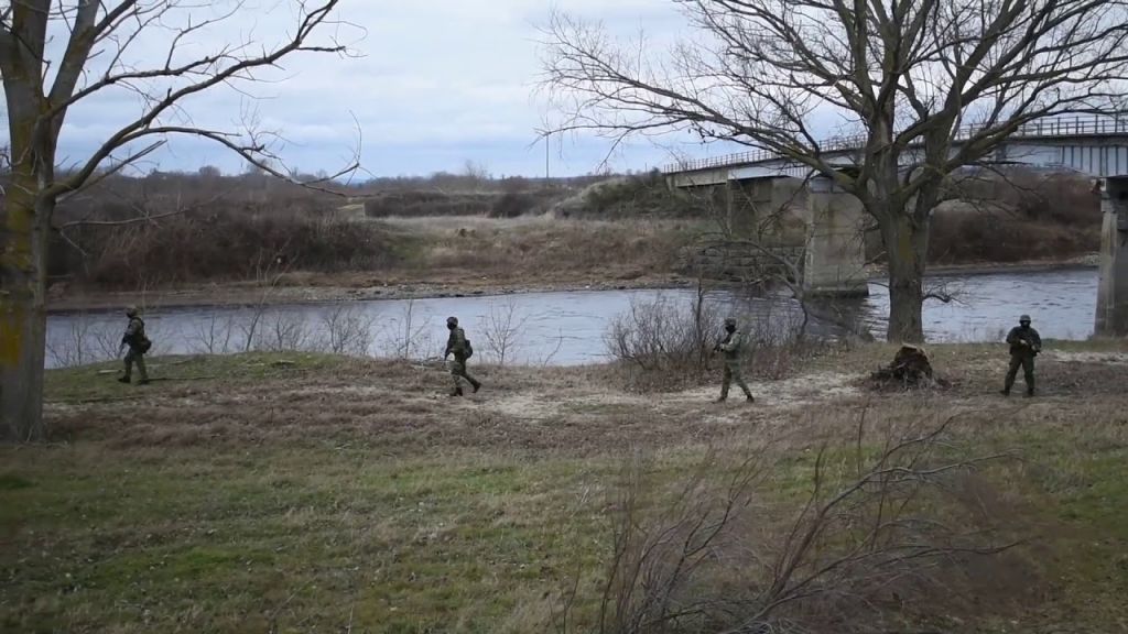 Θεοδωρικάκος: Ας εγκαταλείψει η Τουρκία τα fake news στον Έβρο