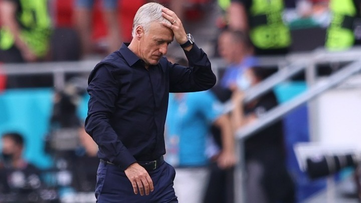 Ντεσάμπ: «Πολύ δύσκολος ο Ιούνιος»