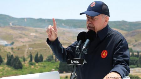 DW: Πόσο πιθανή είναι μια στρατιωτική σύρραξη Ελλάδας – Τουρκίας;