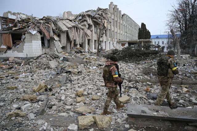 New York Times: Πέντε ωμές αλήθειες για τον πόλεμο στην Ουκρανία