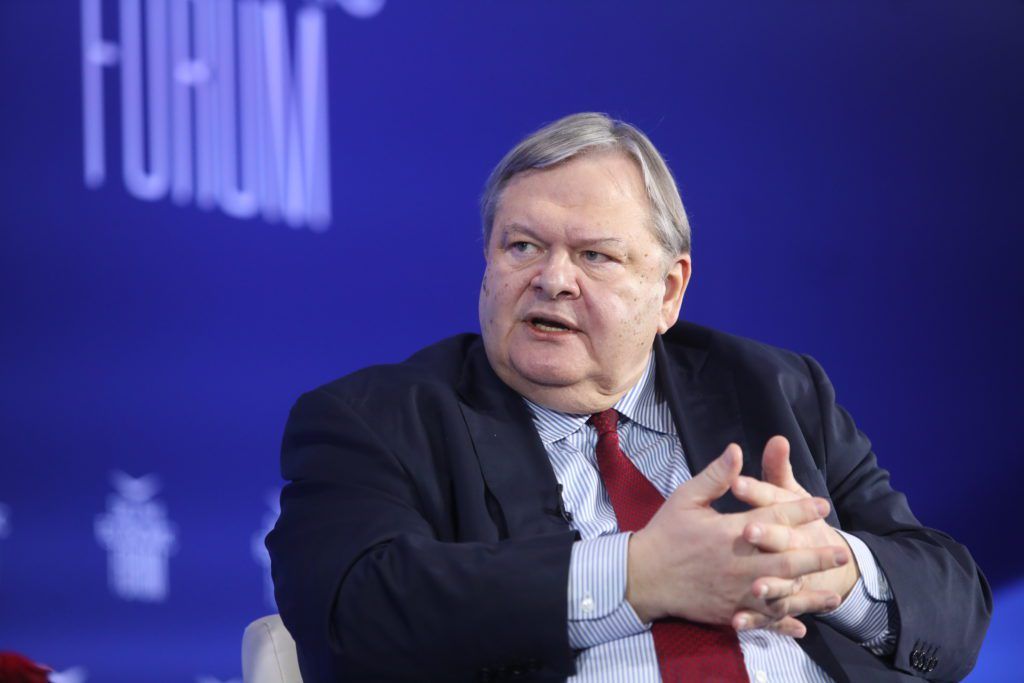 Ευάγγελος Βενιζέλος: Θετικός στον κορωνοϊό – Επέστρεψε σπίτι του μετά τις εξετάσεις