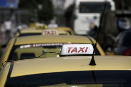 Ταξί: Oι νέες τιμές μετά την αύξηση των κομίστρων