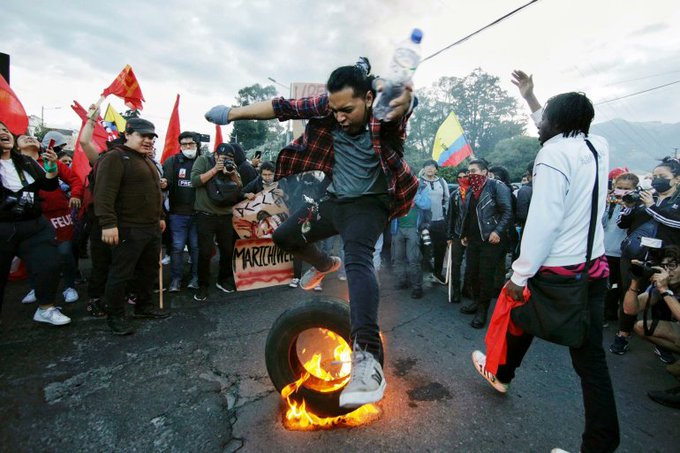 Ισημερινός: Βίαια επεισόδια σε διαδηλώσεις κατά της ακρίβειας – Σε κατάσταση έκτακτης ανάγκης 3 επαρχίες