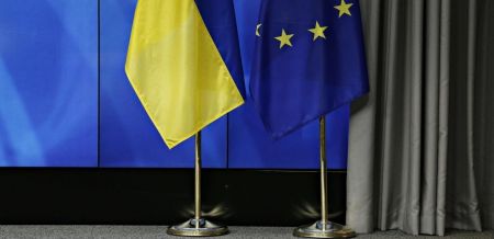 Ουκρανία: Υπόσχεση χωρίς αντίκρισμα η ιδιότητα υποψηφίου μέλους ΕΕ;