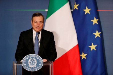 Ιταλία: Παραίτηση Ντράγκι μετά το αντάρτικο των Πέντε Αστέρων