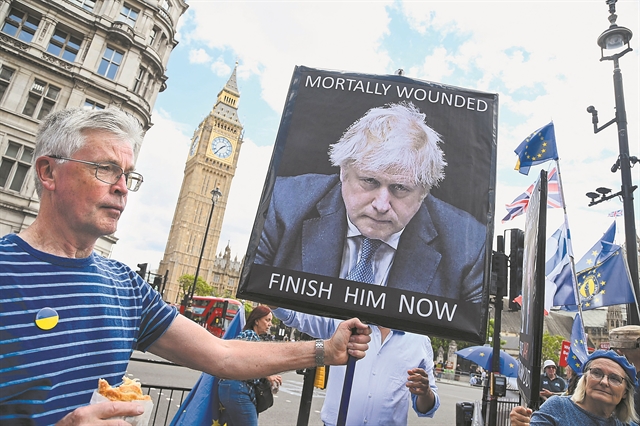 Πύρρειος νίκη για τον Μπόρις Τζόνσον