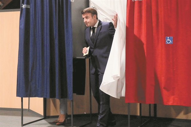 Σε αχαρτογράφητα νεράμετά τον εκλογικό σεισμό