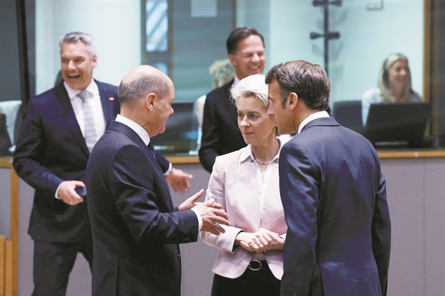 Η ενεργειακή κρίση φέρνει το φάντασμα της ύφεσης