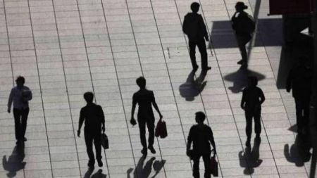 EY: Το 43% των εργαζόμενων ετοιμάζονται να εγκαταλείψουν τις θέσεις εργασίας τους