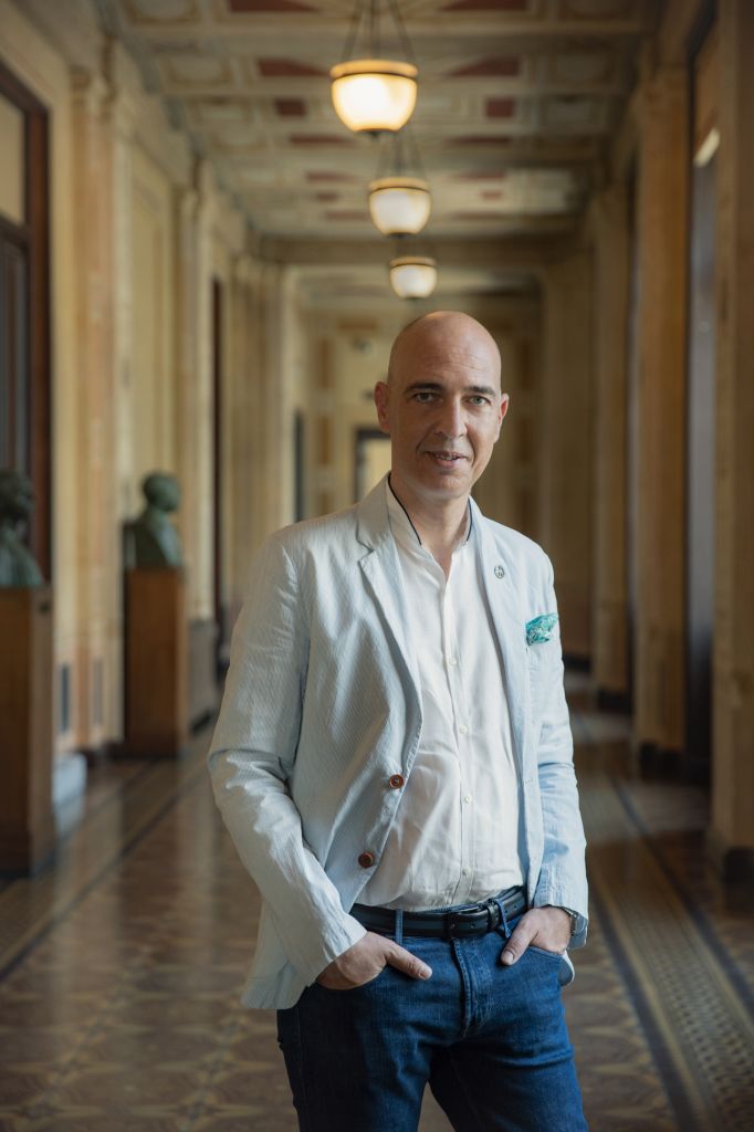 Γιάννης Μόσχος, «Πρέπει να ανοίξουμε τις προσλαμβάνουσές μας προς όλες τις ενδιαφέρουσες φωνές»