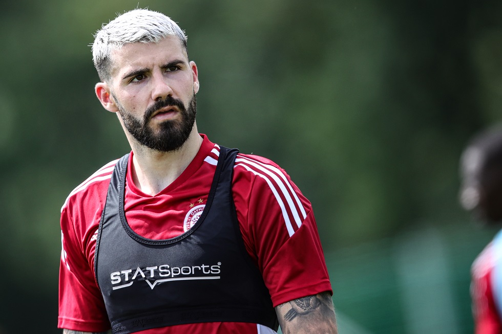 Με Αβιλα η εντεκάδα του Ολυμπιακού