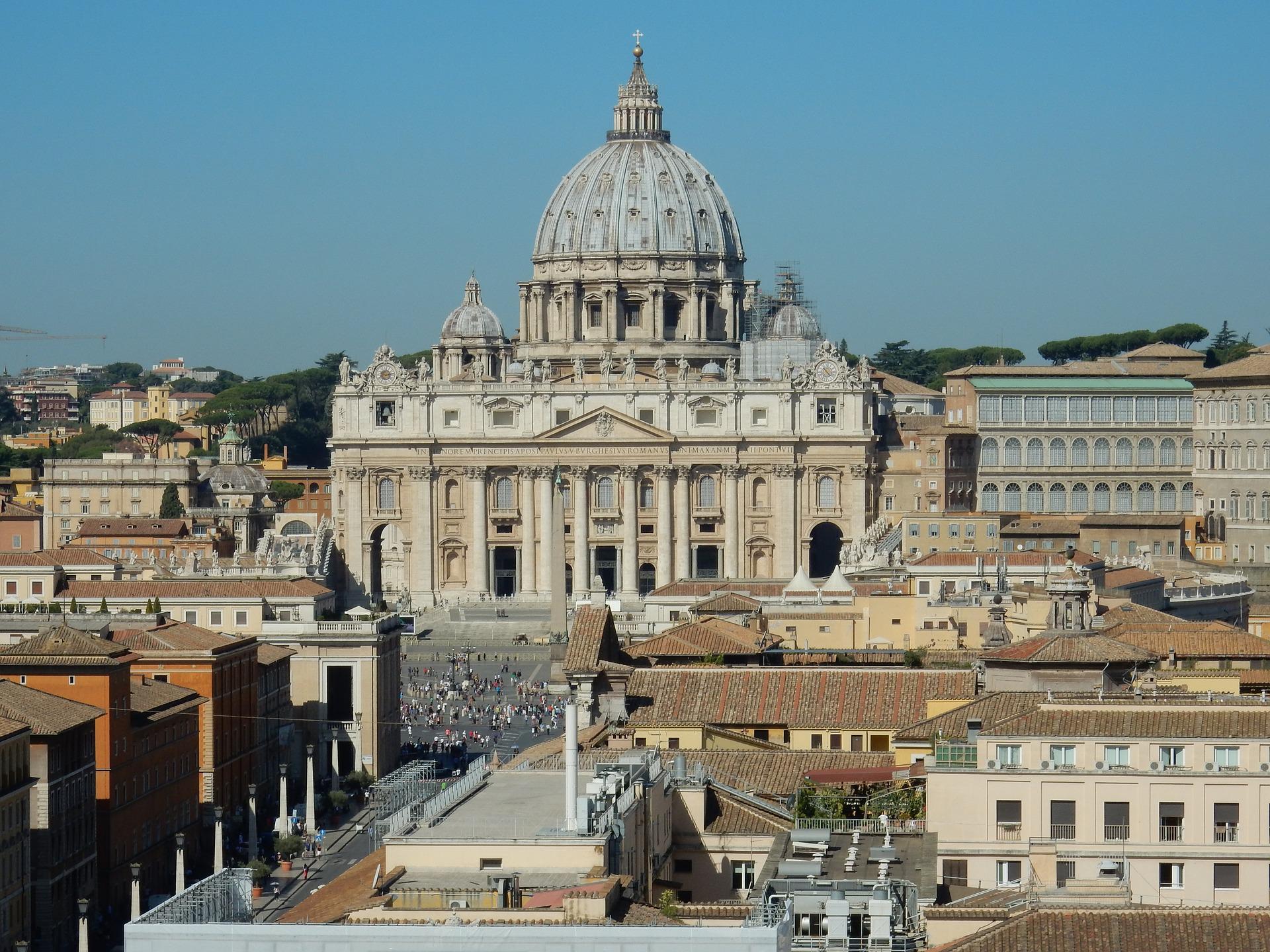 Βατικανό: Οι πολέμιοι των αμβλώσεων θα πρέπει να ανησυχούν για άλλα θέματα που μπορεί να απειλήσουν την ζωή