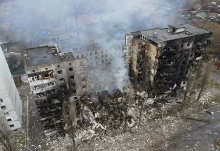 Αντρέι Σολντάτοφ – Ιρίνα Μπόρογκαν: «Ο Πούτιν θέλει ολοκληρωτική κατοχή της Ουκρανίας ή ίσως κάτι ακόμη μεγαλύτερο»