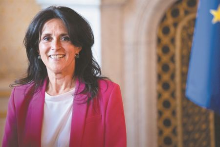 Χρυσούλα Ζαχαροπούλου: Νέα μαρτυρία από ανήλικη ασθενή σε βάρος της υφυπουργού του Μακρόν