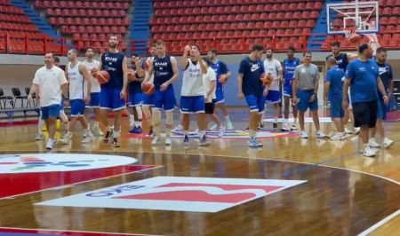 Ενσωματώθηκε και ο Κώστας Αντετοκούνμπο στην Εθνική (vid)