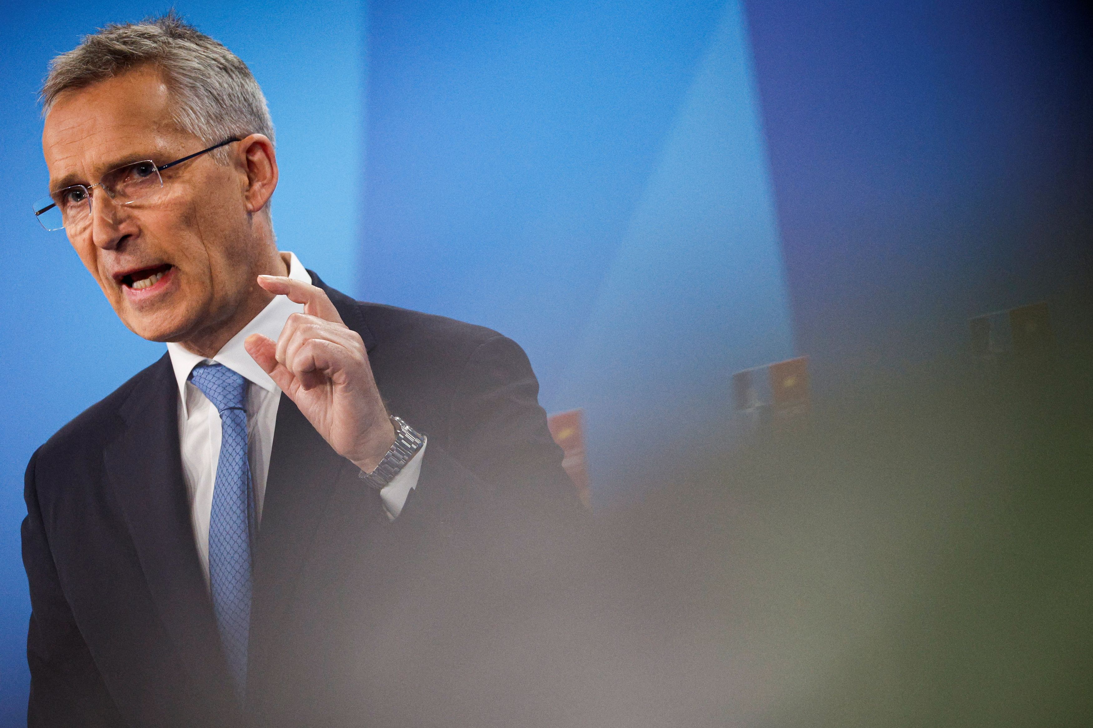 ΝΑΤΟ: Καταγγέλλει την αποτρόπαια αγριότητα της Ρωσίας στην Ουκρανία