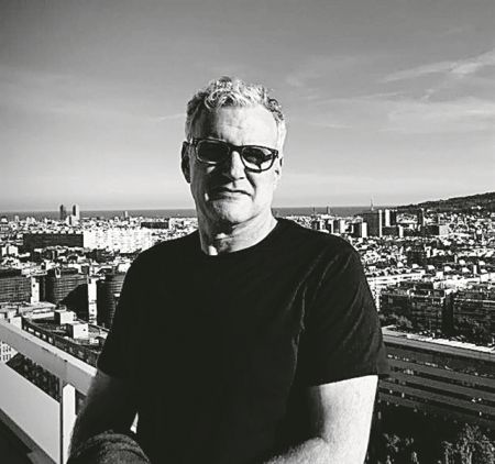 «Οι Αντετοκούνμπο ενσαρκώνουν το παγκόσμιο όνειρο»