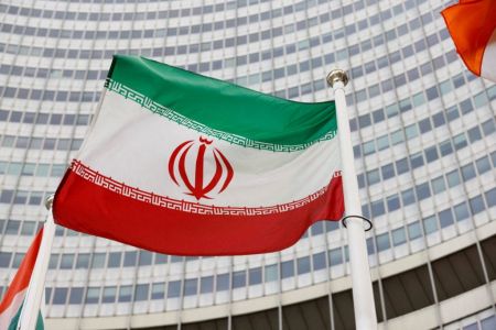 Οι Ευρωπαίοι καλούν την Τεχεράνη να επιλέξει την αποκλιμάκωση για το πυρηνικό της πρόγραμμα