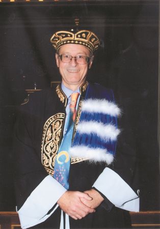 Γόνιμος μελετητής, αφοσιωμένος δάσκαλος