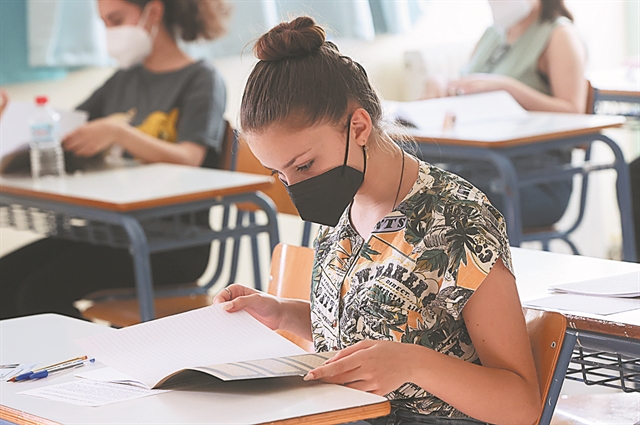 Τα θέματα και η βαθμολόγηση