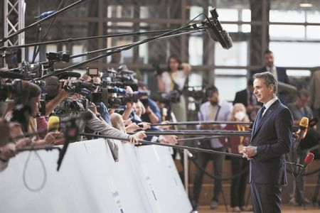 Το τέλος των «μετώπων»