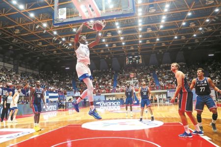 Χαμόγελα και ουσία στη νέα εποχή της Εθνικής μπάσκετ