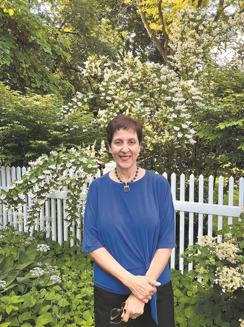 «Δεν έγραψα μια αγιογραφία της Εύας Πάλμερ-Σικελιανού»