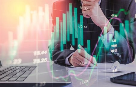 Χρόνος, τύχη και νομισματική πολιτική