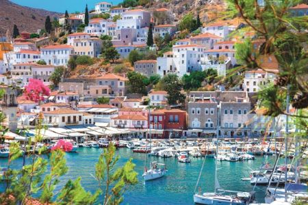 Καλοκαιρινές αποδράσεις λίγα μίλια από την Αθήνα