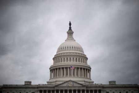 FT: Η αναρχία πιθανότερη απειλή για τη Δύση από την τυραννία