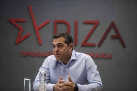Τσίπρας για Μητσοτάκη: «Μόνο ηγέτες τύπου Ορμπάν θα απαντούσαν έτσι»