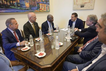 Αλέξης Τσίπρας: «Όχι σε νέα πολυδάπανη κούρσα εξοπλισμών Ελλάδας-Τουρκίας»