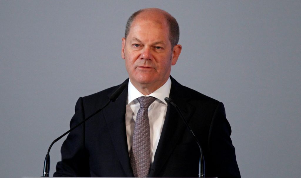 Όλαφ Σολτς: Αγώνας δρόμου για να μην κλείσουν οι στρόφιγγες φυσικού αερίου σε βιομηχανία και νοικοκυριά