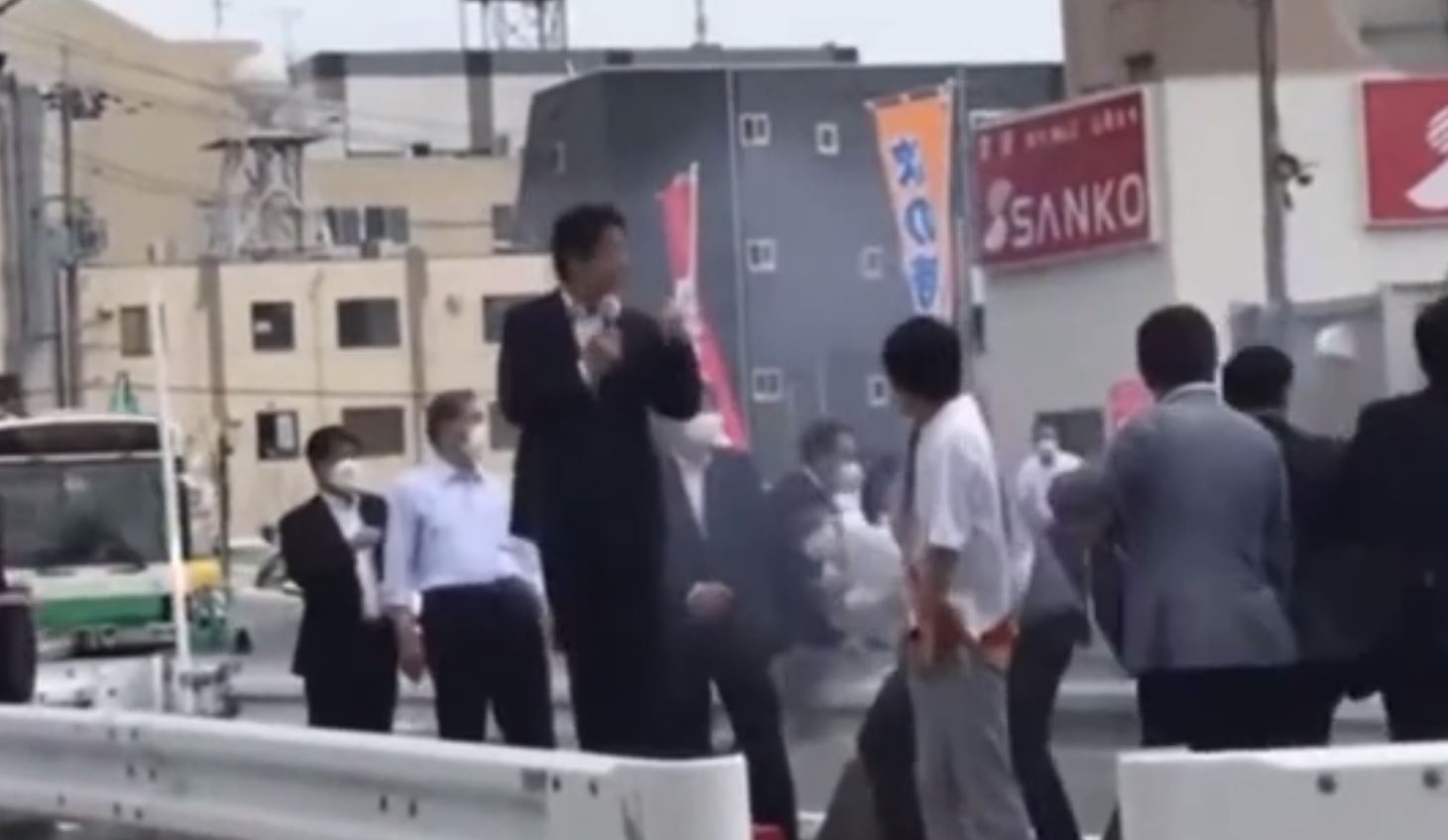 Σίνζο Άμπε: Νέο βίντεο ντοκουμέντο από τη στιγμή της δολοφονίας του πρώην Ιάπωνα πρωθυπουργού